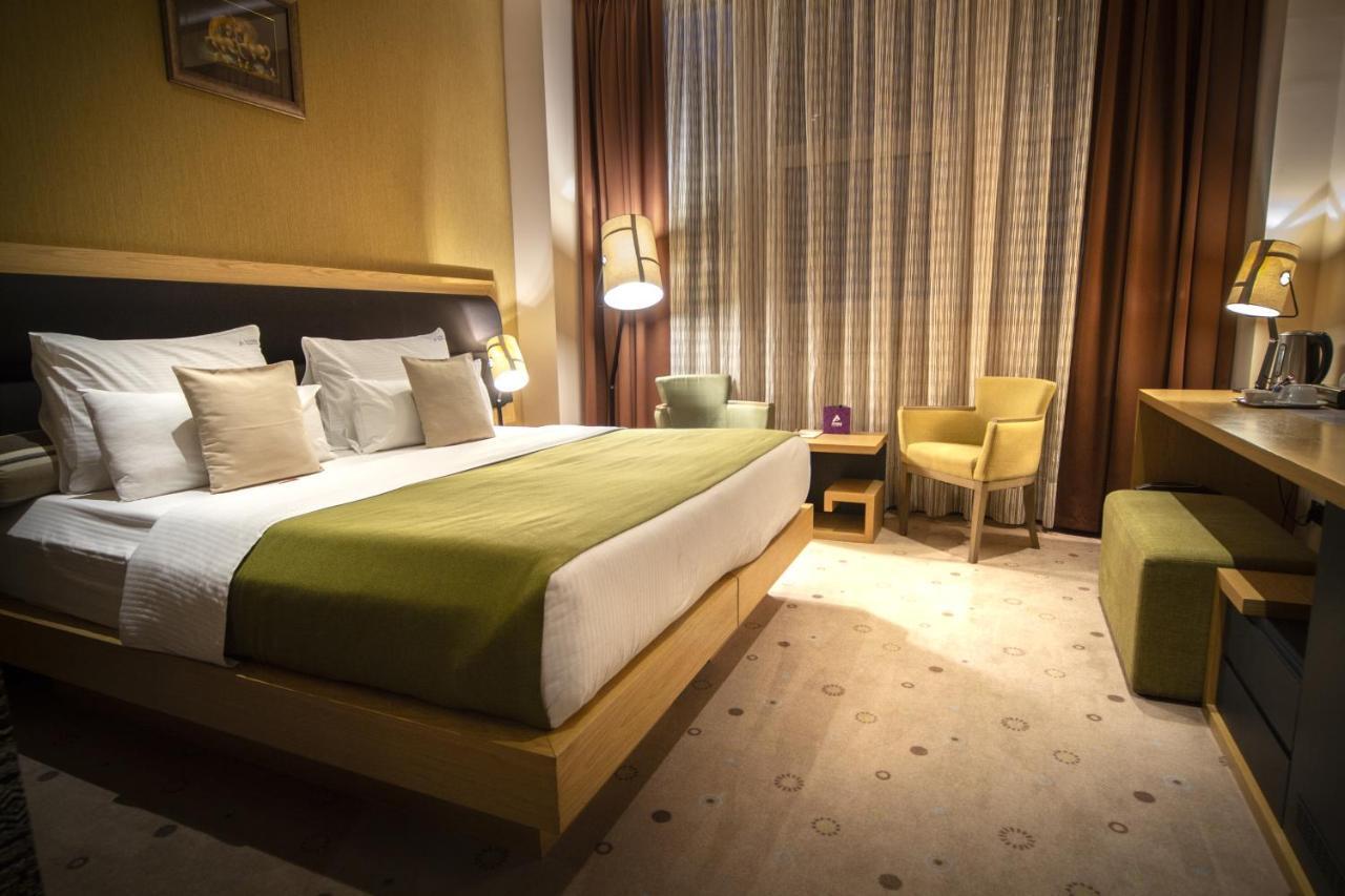 Atera Business Suites Belgrade Extérieur photo